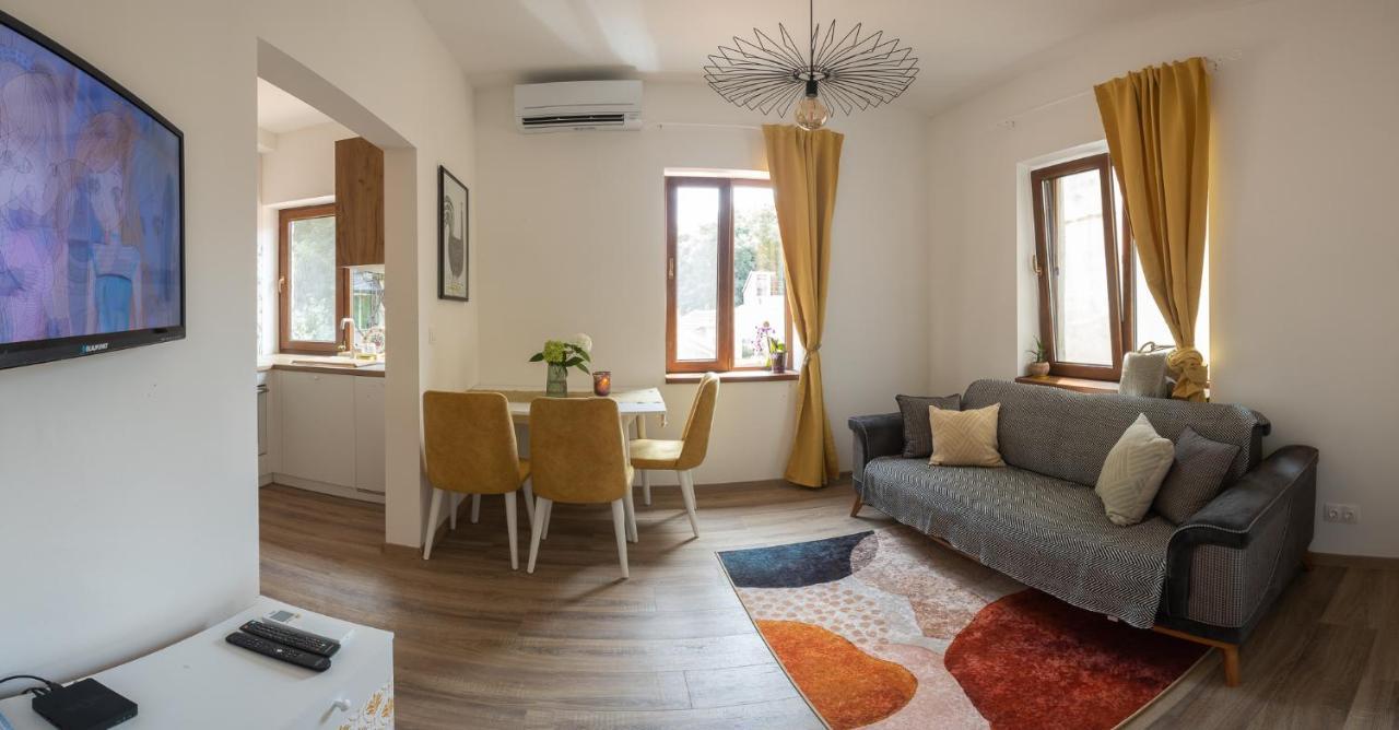 Linden House - A Lovely Apartment In Central Varna Luaran gambar